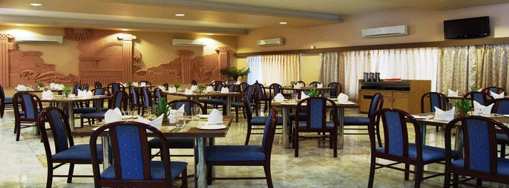 1843/Lion Lords Inn - Rajula 05.jpg